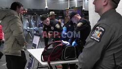 New York begins to deploy state troops and police on subway - AFP