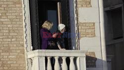 *EXCLUSIVE* Underwhelming vacation for British rocker from the legendary Rolling Stones band, Keith Richards, vacationing in Venice with wife Patti Hansen and son Marlon, accompanied by wife Lucie De La Falaise
*VIDEO TAKEN ON 01/11/2024*