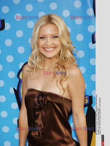 KATE HUDSON NA POOSCAROWYM PARTY VANITY FAIR W BEVERLY HILLS