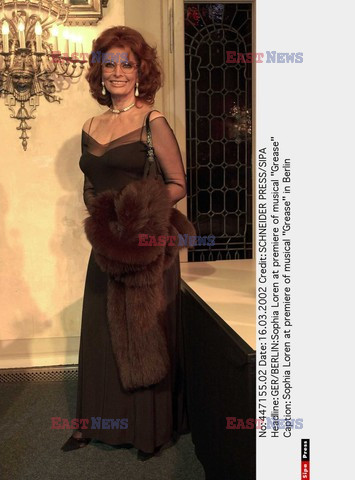 SOPHIE LOREN NA ROZDANIU COSTUME DESIGNERS GUILD AWARDS