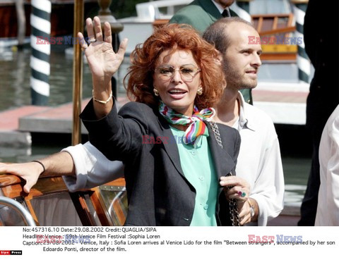 SOPHIE LOREN NA ROZDANIU COSTUME DESIGNERS GUILD AWARDS