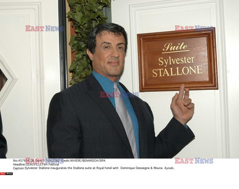 SILVESTER STALLONE Z ZONA JENNIFER NA PREMIERZE FILMU "THE WHOLE NINE YARDS" W LOS ANGELES