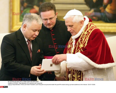 Prezydent Kaczynski z wizyta u Papieza Benedykta XVI