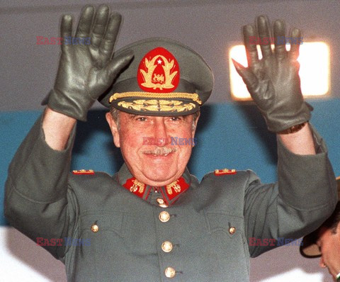 PINOCHET, MERINO. CANESSA I STRANGE - RETRO