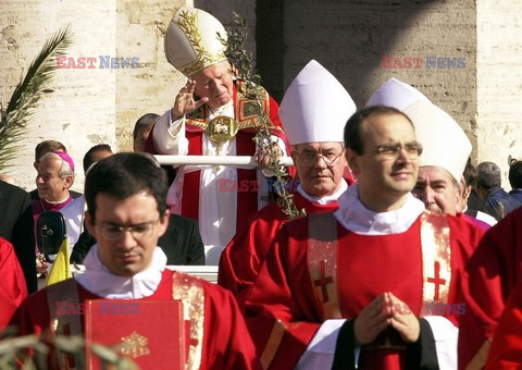 NIEDZIELA PALMOWA NA PLACU SW. PIOTRA