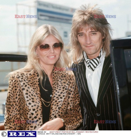 ROD STEWART I RACHEL HUNTER ODBIERAJA DZIECI ZE SZKOLY