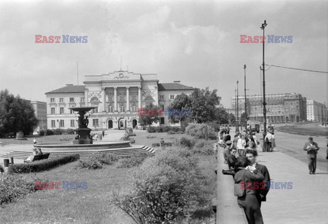 Warszawa wczoraj i dziś