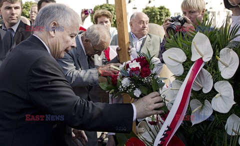 Kolejna miesięcznica katastrofy smoleńskiej