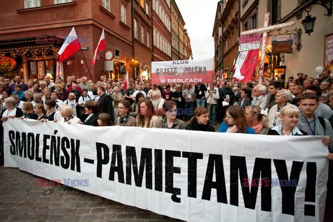 Kolejna miesięcznica katastrofy smoleńskiej