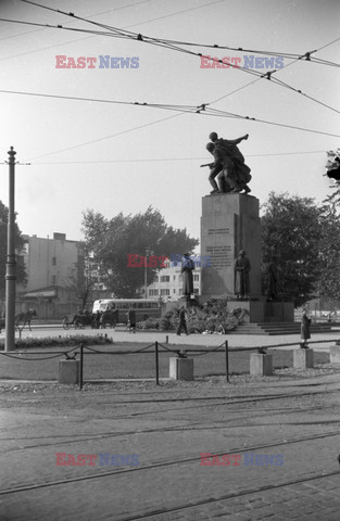 Warszawa wczoraj i dziś