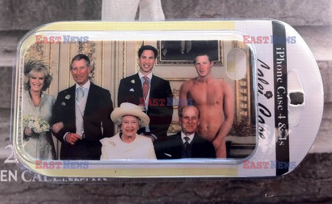 A naked Prince Harry is starring in a hilarious iPhone case