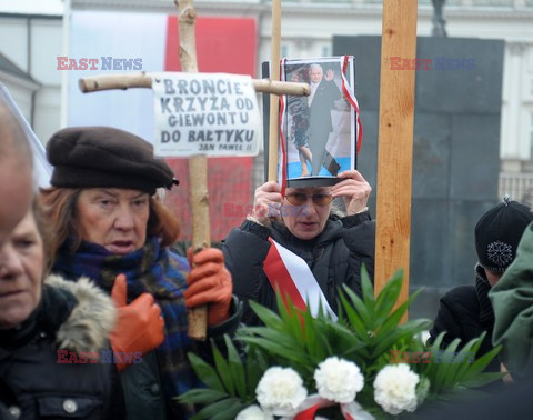 Obchody kolejnej miesiecznicy Smolenskiej