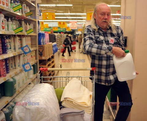 Krakowscy artyści robią zakupy dla Szlachetnej Paczki