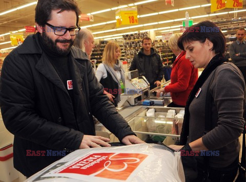 Krakowscy artyści robią zakupy dla Szlachetnej Paczki