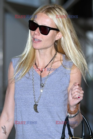 Gwyneth Paltrow na lotnisku LAX