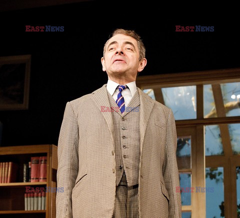 Rowan Atkinson w sztuce teatralnej Quartermaine's Terms 