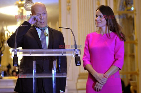 Bruce Willis awarded as Commander in the Order of Arts and Letters