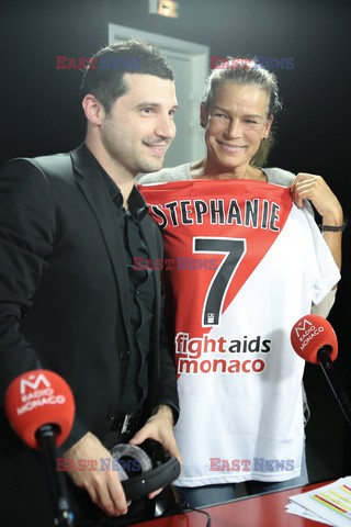 Księżniczka Stefania w koszulce AS Monaco