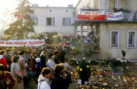 Pogrzeb i żałoba po ks. Popiełuszce