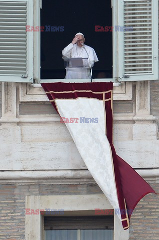 Pope Francis leads his first Angelus prayer 