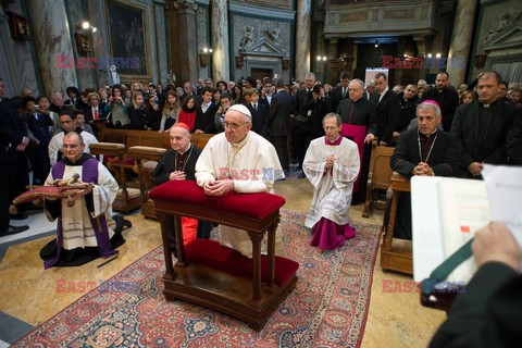 Pope Francis leads his first Angelus prayer 