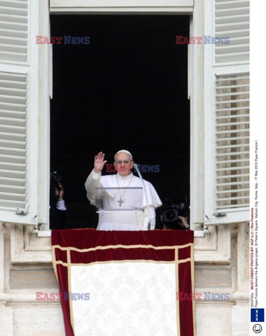 Papież Franciszek odprawił pierwszą modlitwę Anioł Pański