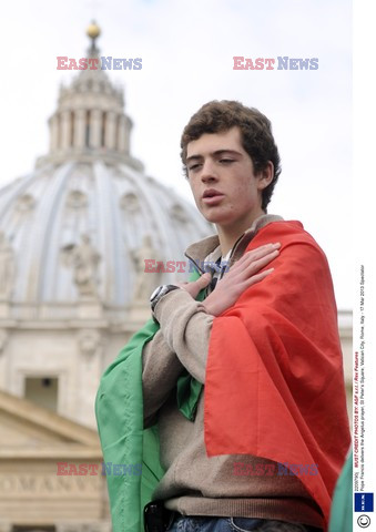 Pope Francis leads his first Angelus prayer 