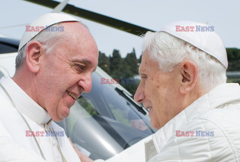 Two popes met for the first time in hundreds of years