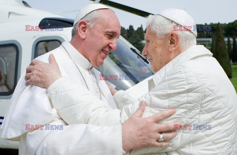 Two popes met for the first time in hundreds of years