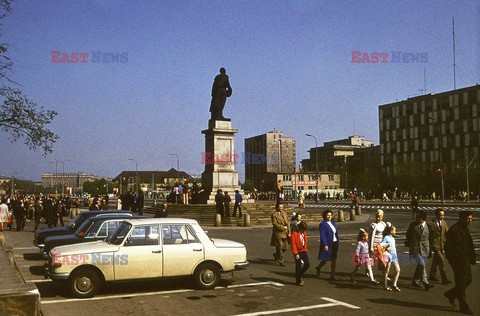 Warszawa wczoraj i dziś