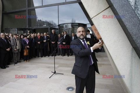 Uroczyste zawieszenie mezuzy w Muzeum Historii Żydów Polskich