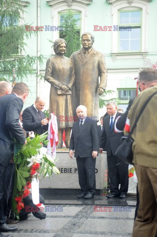 Odsłonięcie pomnika Lecha i Marii Kaczyńskich w Radomiu