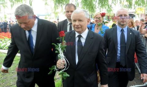 Odsłonięcie pomnika Lecha i Marii Kaczyńskich w Radomiu