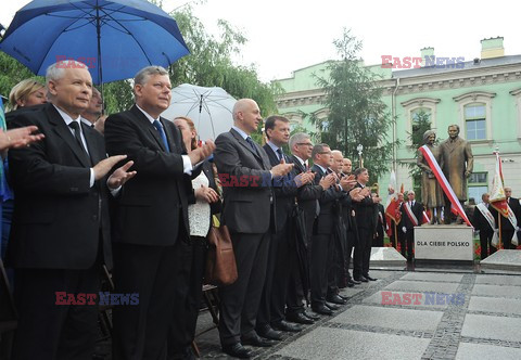 Odsłonięcie pomnika Lecha i Marii Kaczyńskich w Radomiu