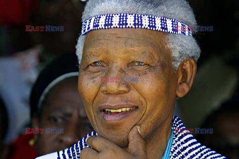 Nelson Mandela walczy o życie w szpitalu