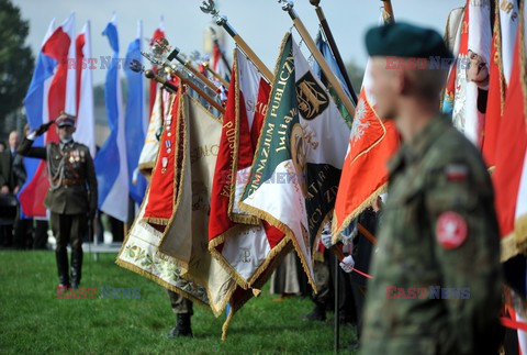 Wmurowanie kamienia węgielnego pod pomnik Armii Krajowej w Krakowie