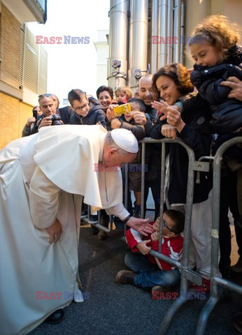 Papież Franciszek z wizytą w rzymskim szpitalu dziecięcym