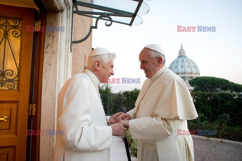 Świąteczne spotkanie Papieża Franciszka i Benedykta XVI