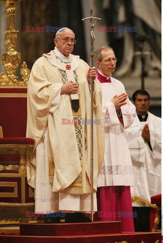 Papież Franciszek odprawia mszę w Święto Objawienia Pańskiego