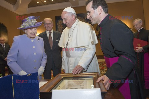 Papież Franciszek przyjął na audiencji królową Elżbietę II