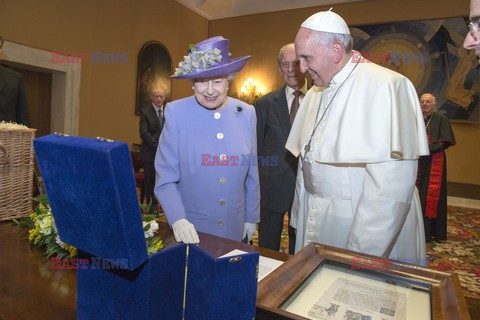 Papież Franciszek przyjął na audiencji królową Elżbietę II