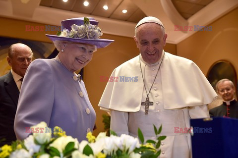 Papież Franciszek przyjął na audiencji królową Elżbietę II