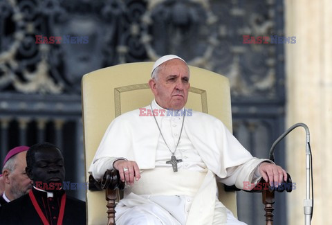 Papież Franciszek - audiencja generalna na placu świętego Piotra