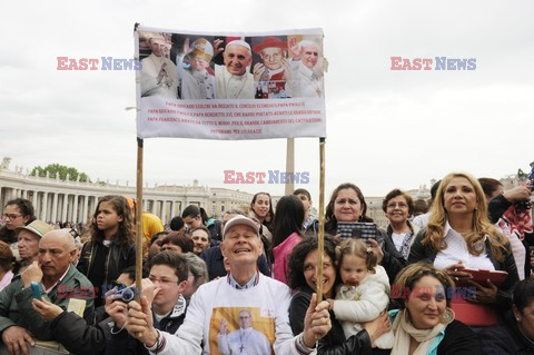 Papież Franciszek - audiencja generalna na placu świętego Piotra