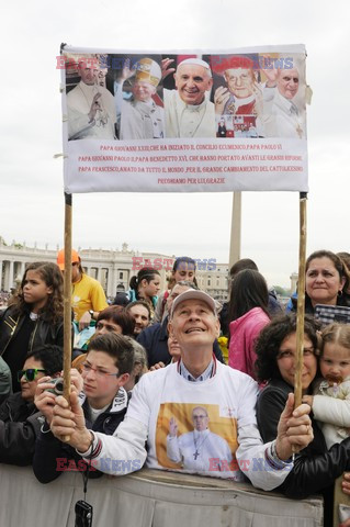 Papież Franciszek - audiencja generalna na placu świętego Piotra