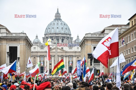 Kanonizacja symboliczne zdjęcia