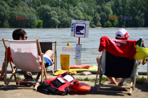 Wisła przekroczyła stan alarmowy w Warszawie