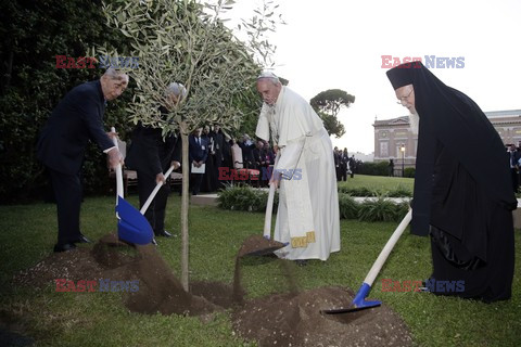 Spotkanie papieża Franciszka z Szimonem Peresem i Mahmudem Abbasem