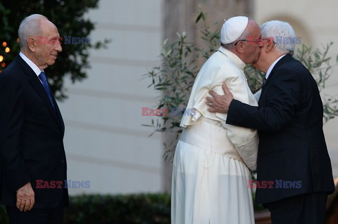 Spotkanie papieża Franciszka z Szimonem Peresem i Mahmudem Abbasem