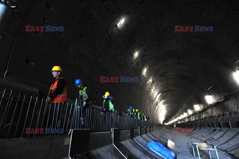 Damroka skończyła wiercić tunel pod Martwą Wisła w Gdańsku